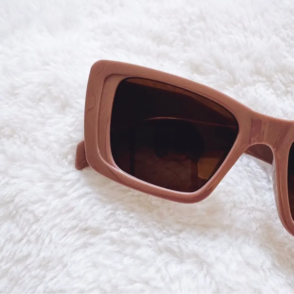 Lily Mauve Rectangular Sunglasses